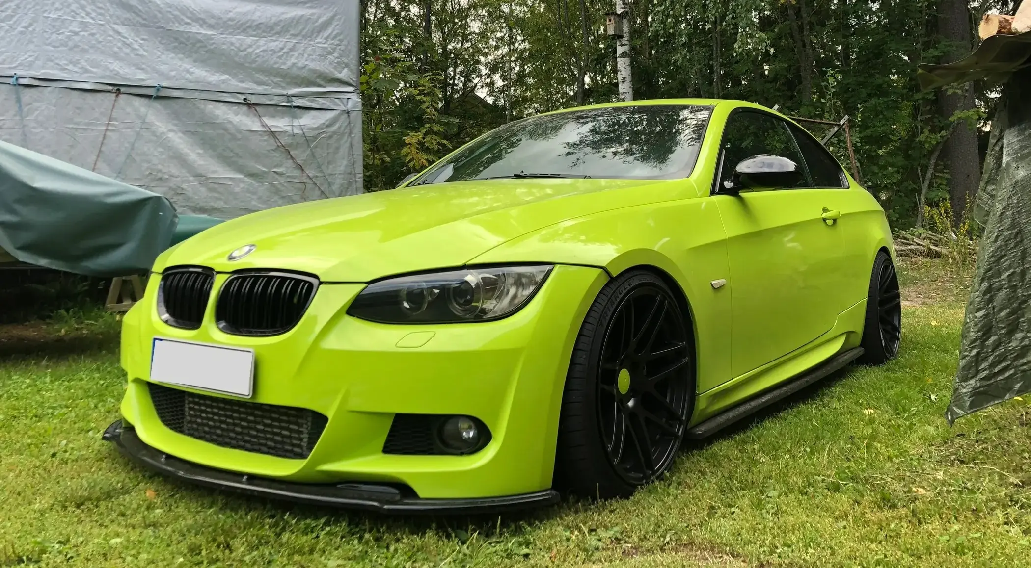 Värinmuutos teippauksella